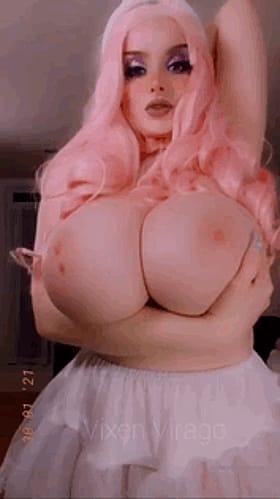 Busty Babe Selfshot Fap Fest'