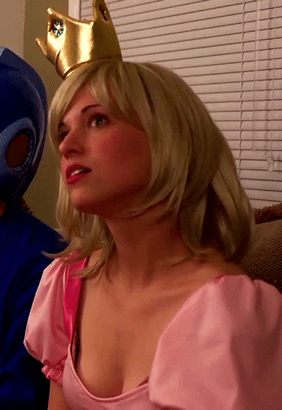 Twerk Queen Dodger Shakes That Cosplay Booty picture 1 of 1