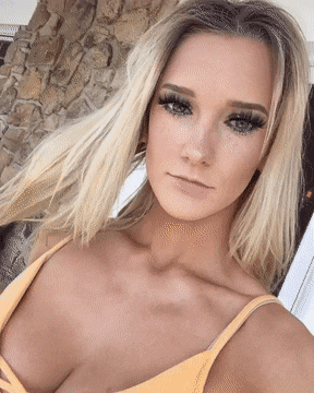 Nicole Kopchak's Jaw-Dropping Juggs Jiggle picture 1 of 1