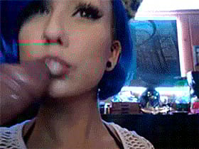 Campus Cutie Goes Crazy on Cam'
