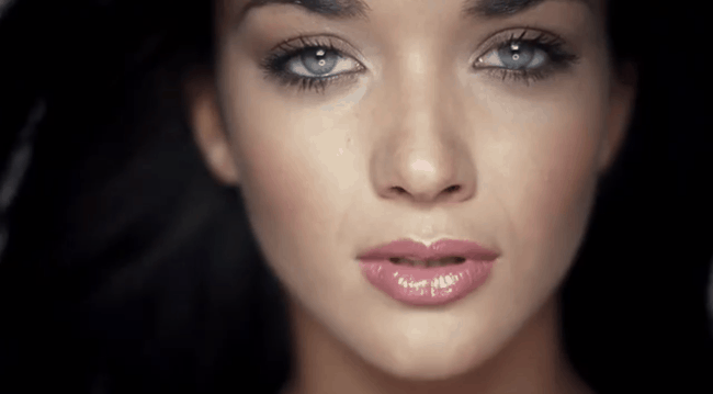 Amy Jackson Getting Sweet Wet Mouth Action - British Bombshell's Tasty Treat! picture 1 of 1