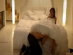Virgin Bride Gets Stuffed on Honeymoon'