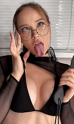 Mind-Blowing Face-Fuck POV'