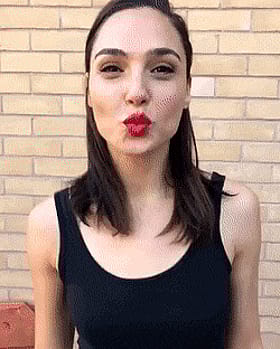 Gal Gadot Teasing Those Perfect Curves'