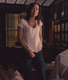 Olivia Wilde's Heavenly Booty Worship picture 1 of 1