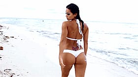 Spicy Desi Fitness Queen Gets Her Groove On'