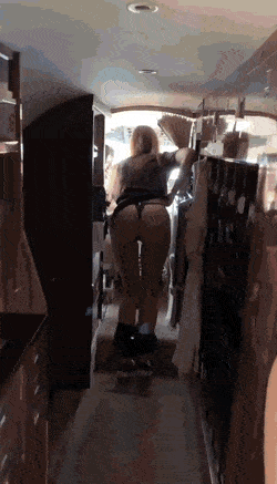 Sky-High Service Slut picture 1 of 1