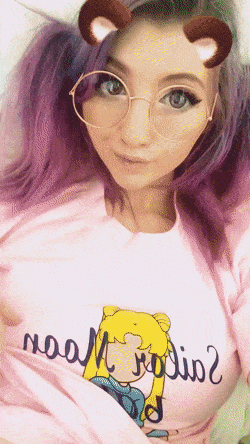 Busty Kawaii Babe Shows Off Her Goods picture 1 of 1