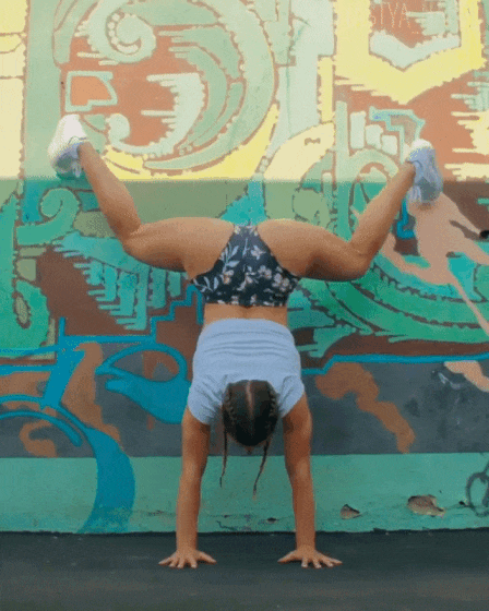 Tongue That Peach Till She's Thirsty picture 1 of 1