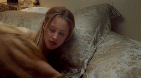 Sarah Gadon's Sweet Canadian Muffin Dive picture 1 of 1