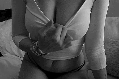 Massive Melons Jiggling Action picture 1 of 1