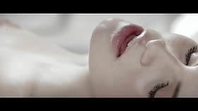 Busting All Over That Pretty Face'