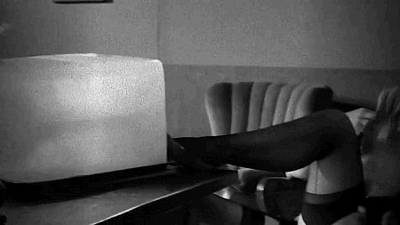 Kristen Bell Gets Tongue-Tastic in This Hot Celebrity GIF picture 1 of 1