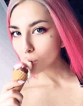 Redhead Amateur Snapchat Model Licks Ice Cream'