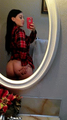Thick Backyard Booty Busting Out'