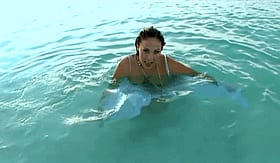 Gianna Michaels' Big Tits in the Ocean: A Sizzling Hot Fap Experience'