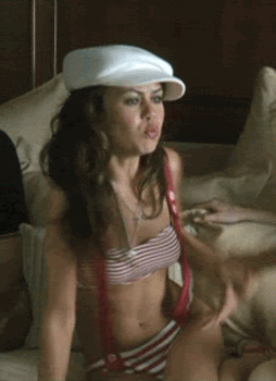 Alexis Dziena - Fools Gold, Older Than She Looks, Cunnilingus! - Yum! Yum! picture 1 of 1