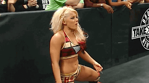 Petite WWE Hottie Gets Her Sweet Spot Devoured picture 1 of 1
