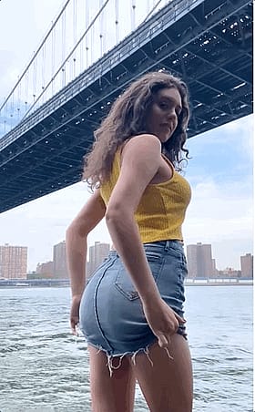 Peekin' That Fire Orange Thong On A Phatty'