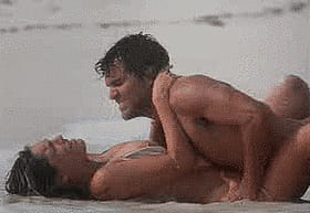 Kelly Brook Gettin' Pounded on the Shore'